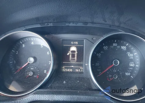 2018 Volkswagen Passat 2.0T R-Line/2.0T S from USA, damaged, VIN 1VWAA7A36JC027901